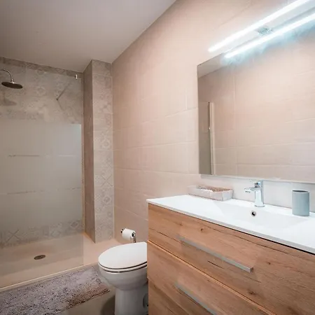 Qh Gran Via 01 公寓 格拉纳达